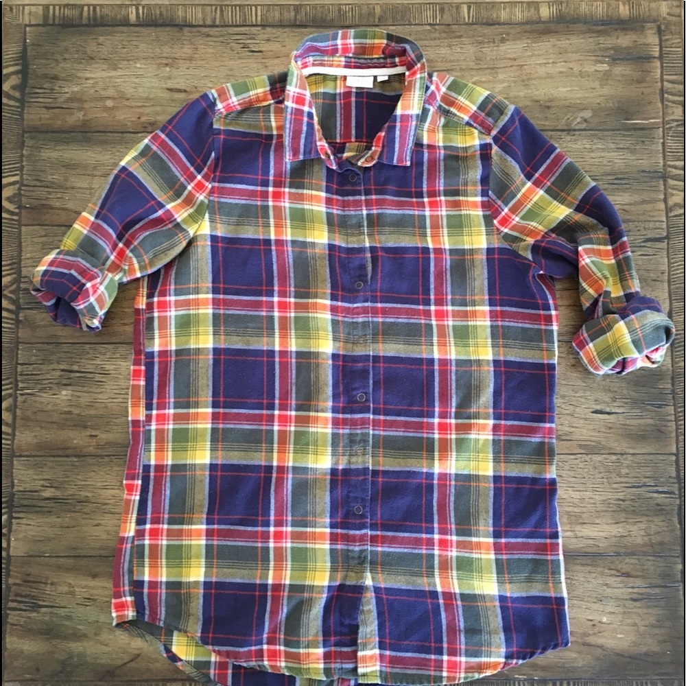 Make and Model plaid flannel shirt